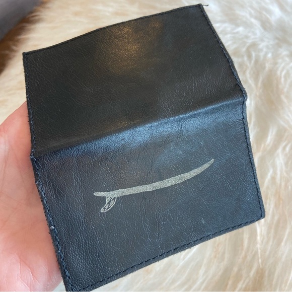 Aloha Soft Black Leather Card Holder - Picture 3 of 10